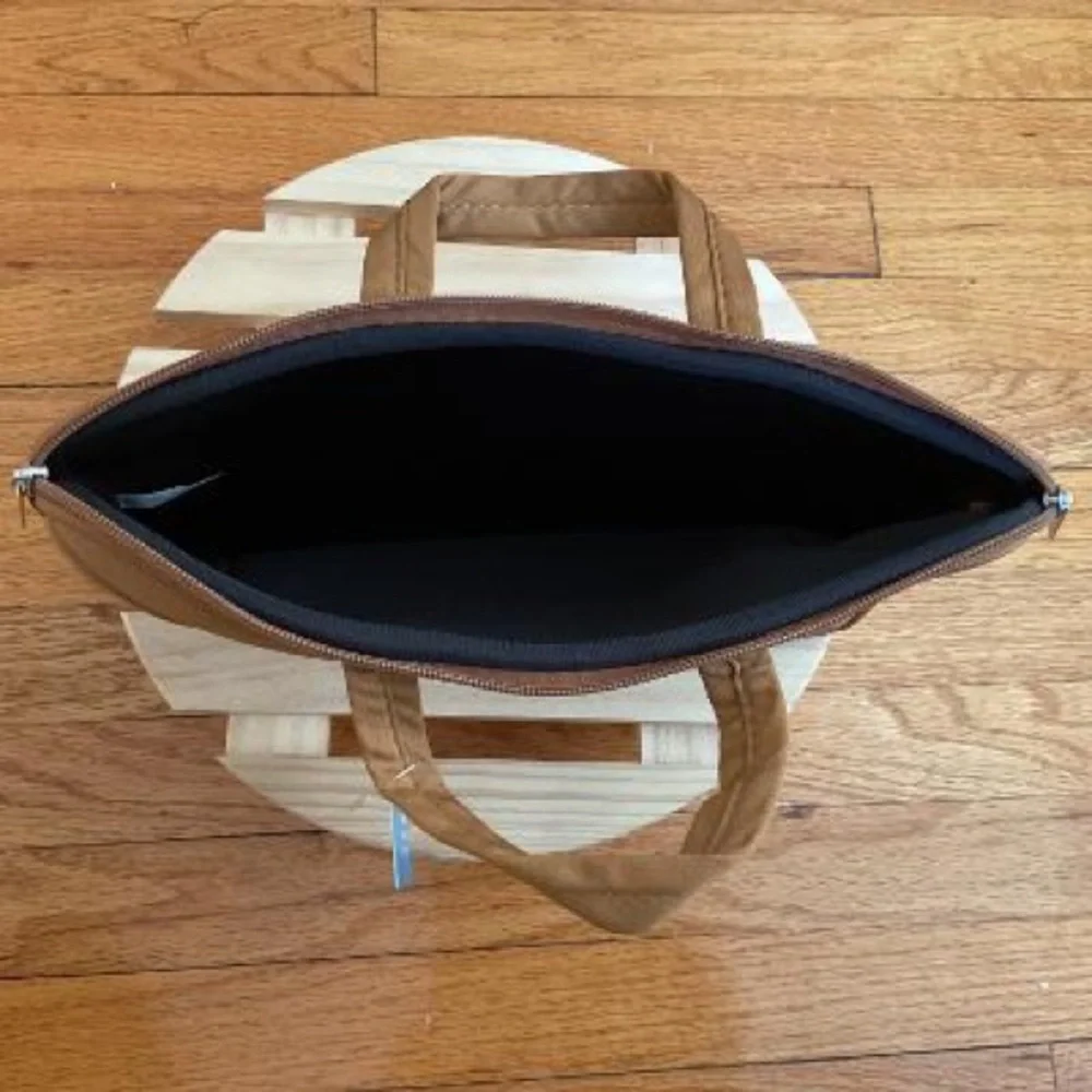 Digital Basics Phoenix Carry Case for Tablets NWT